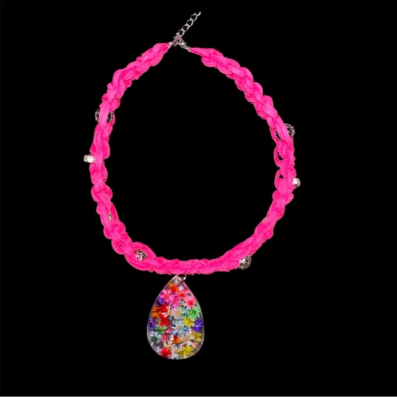 Daisies & Crystals Pink Vegan Suede Beaded Choker - Picture 5 of 7